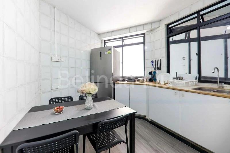 Room (Condo) for Rent in  En Fu Mansions - Image 4